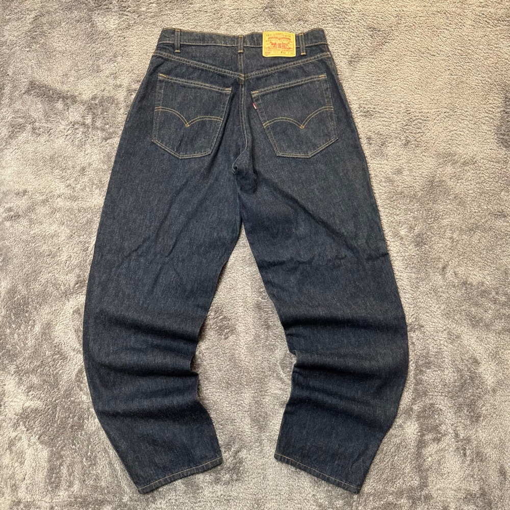 Levis 570 Baggy Fit Jeans Mens 32x34 Dark Wash Indigo Made in USA Denim Pants